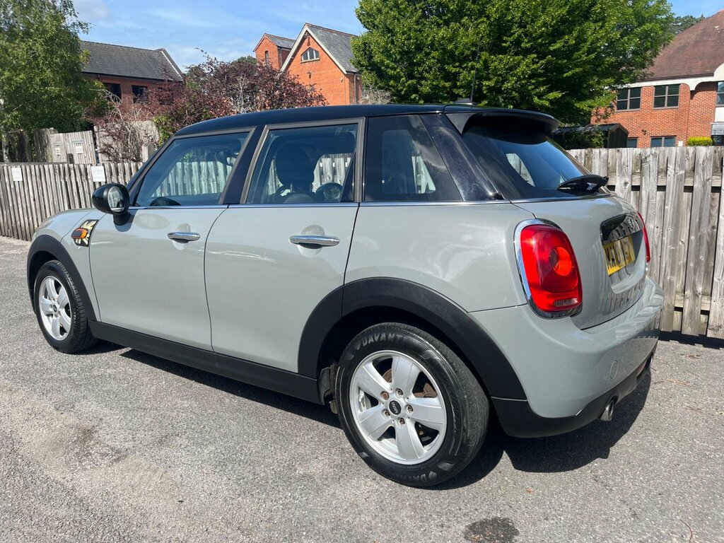 Mini Hatch 1.5 Cooper Euro 6 Ss  #3