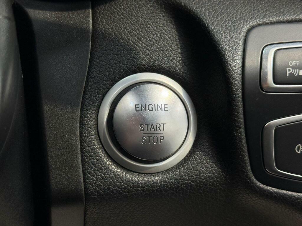 Mercedes-Benz GLC Class Glc350d V6 Amg Line Grey #31