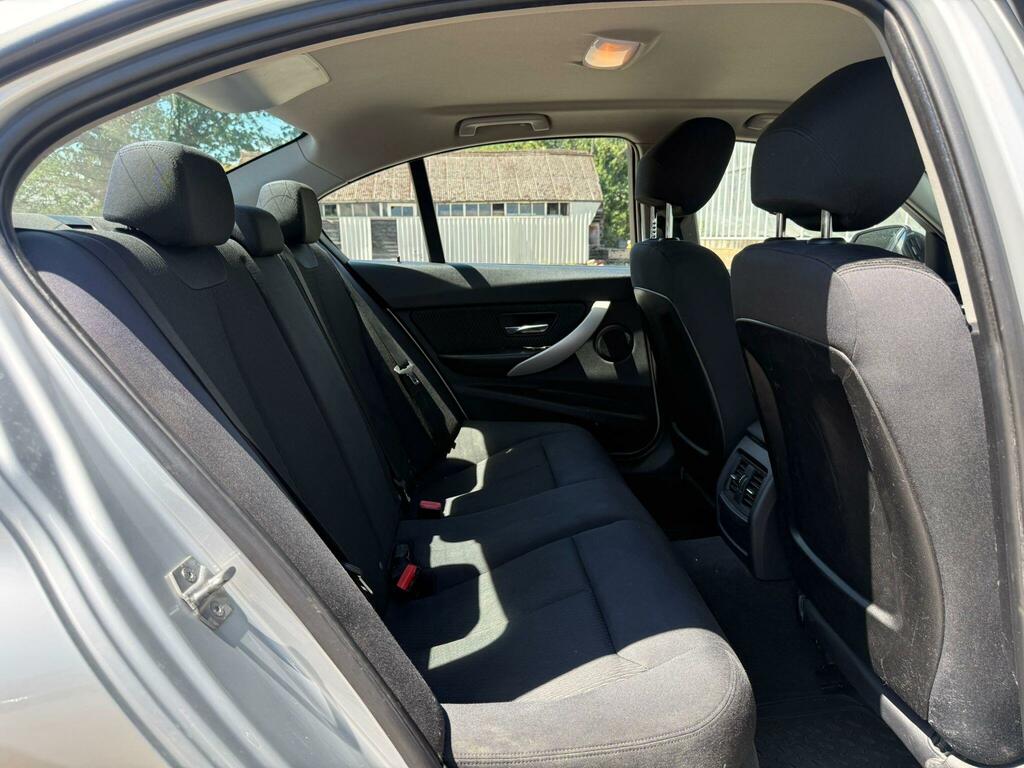 BMW 3 Series Estate 3.0 White #15