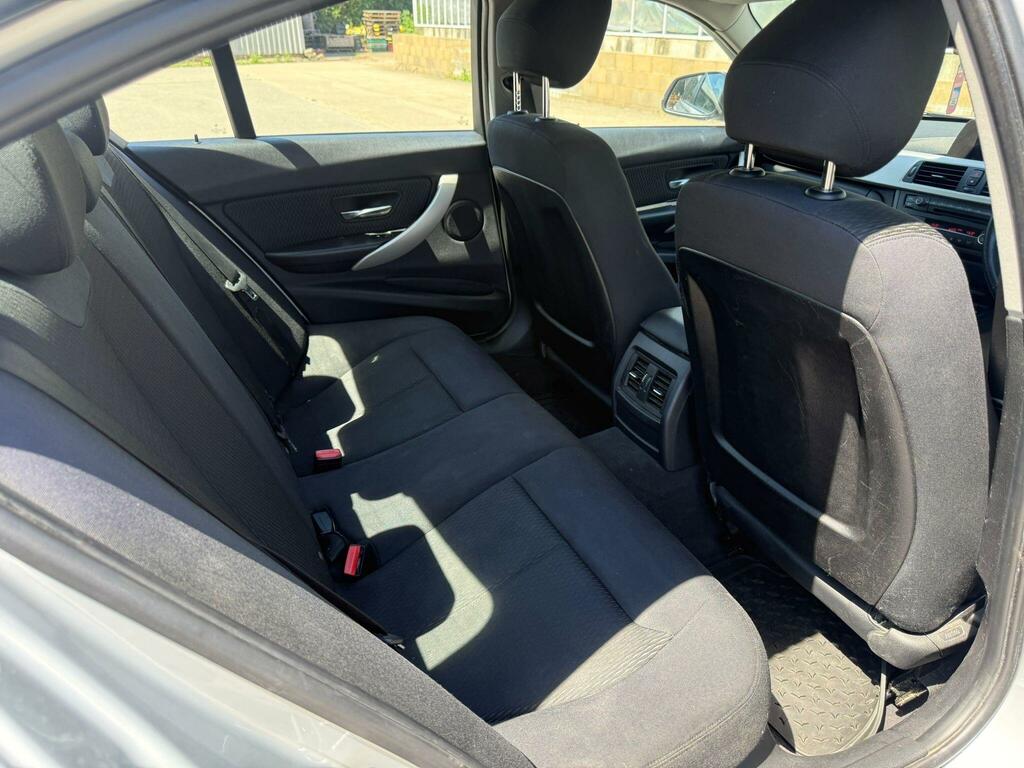 BMW 3 Series Estate 3.0 White #18