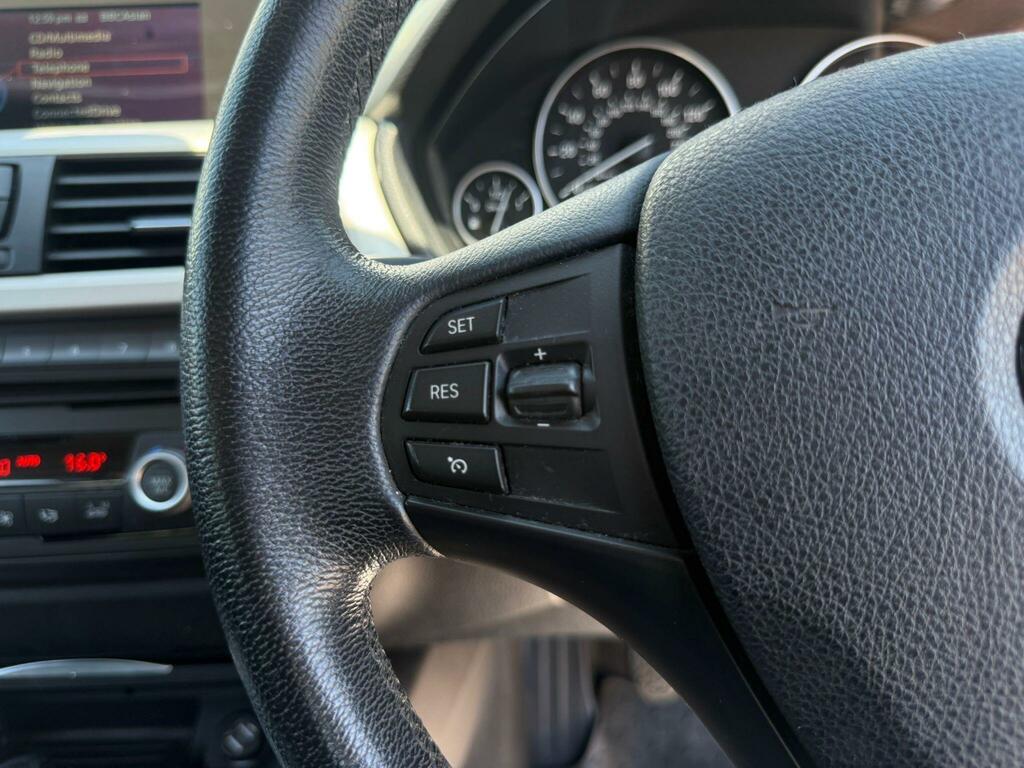 BMW 3 Series Estate 3.0 White #21