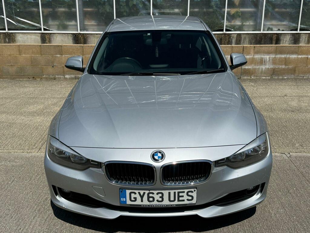 BMW 3 Series Estate 3.0 White #2