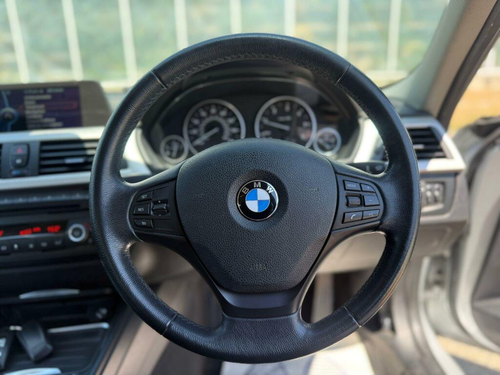 BMW 3 Series Estate 3.0 White #27