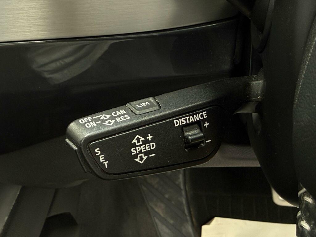 Audi Q7 Sq7 Tdi Quattro 4Wd Black #42
