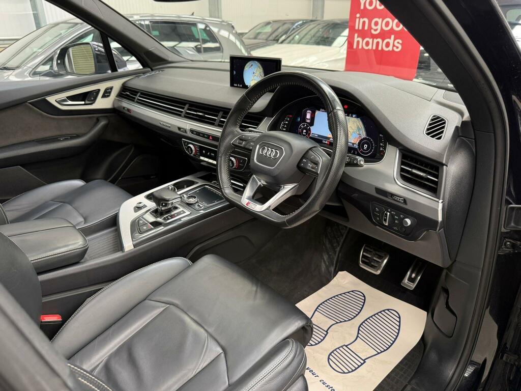 Audi Q7 Sq7 Tdi Quattro 4Wd Black #21