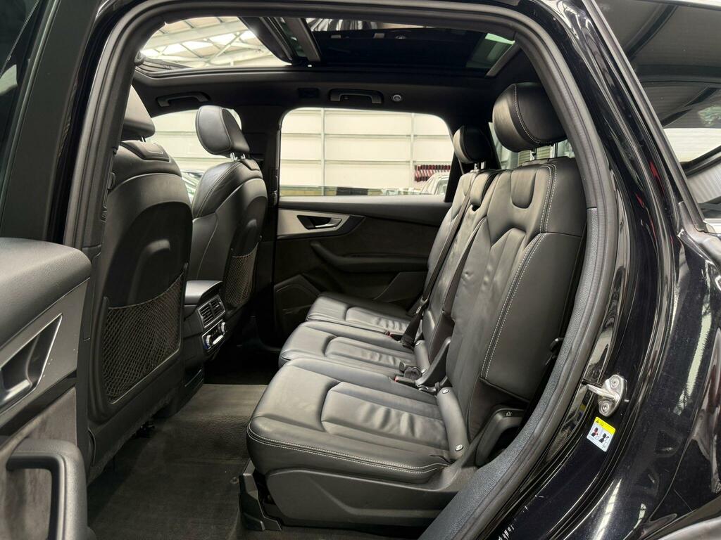 Audi Q7 Sq7 Tdi Quattro 4Wd Black #31