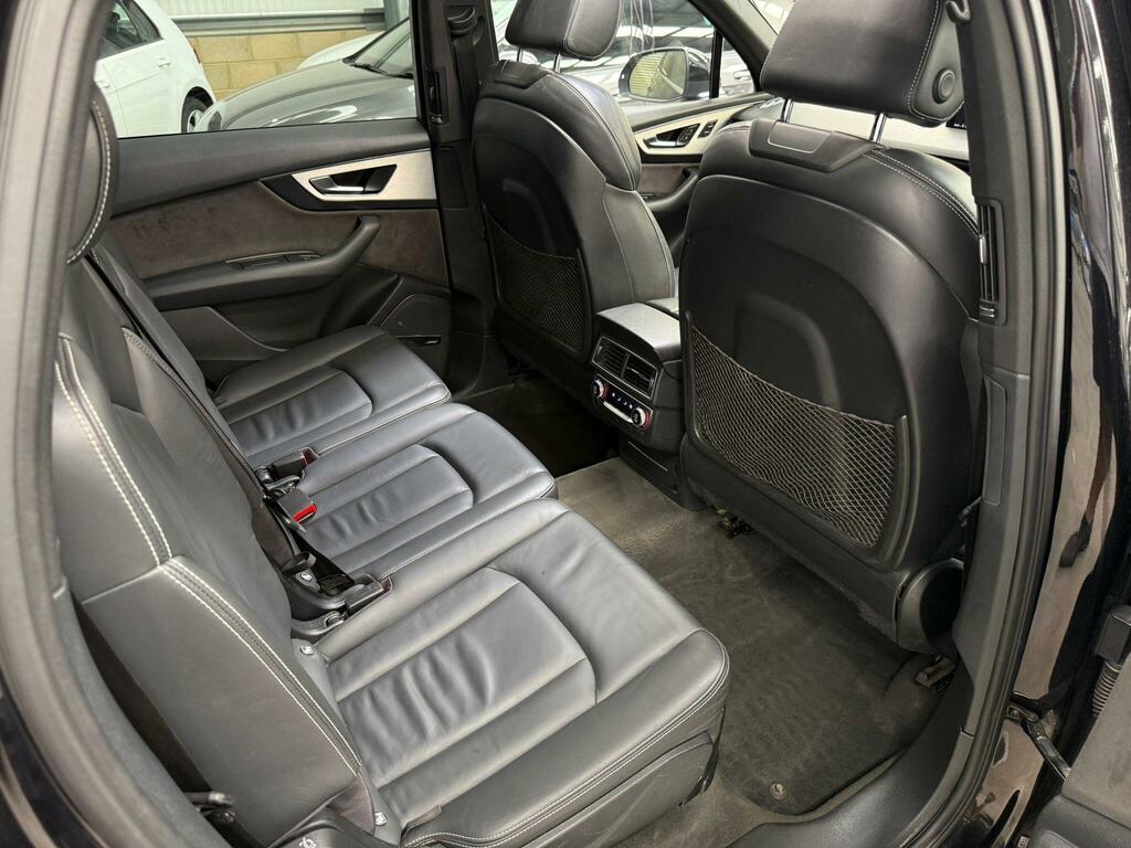 Audi Q7 Sq7 Tdi Quattro 4Wd Black #32