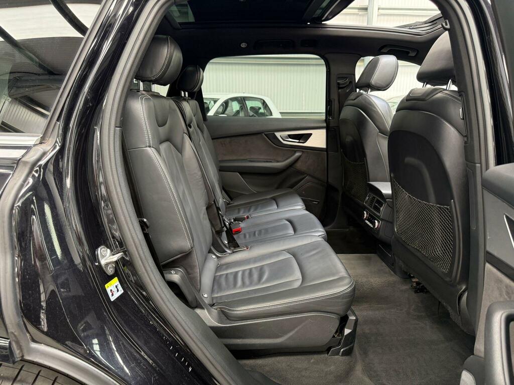Audi Q7 Sq7 Tdi Quattro 4Wd Black #26