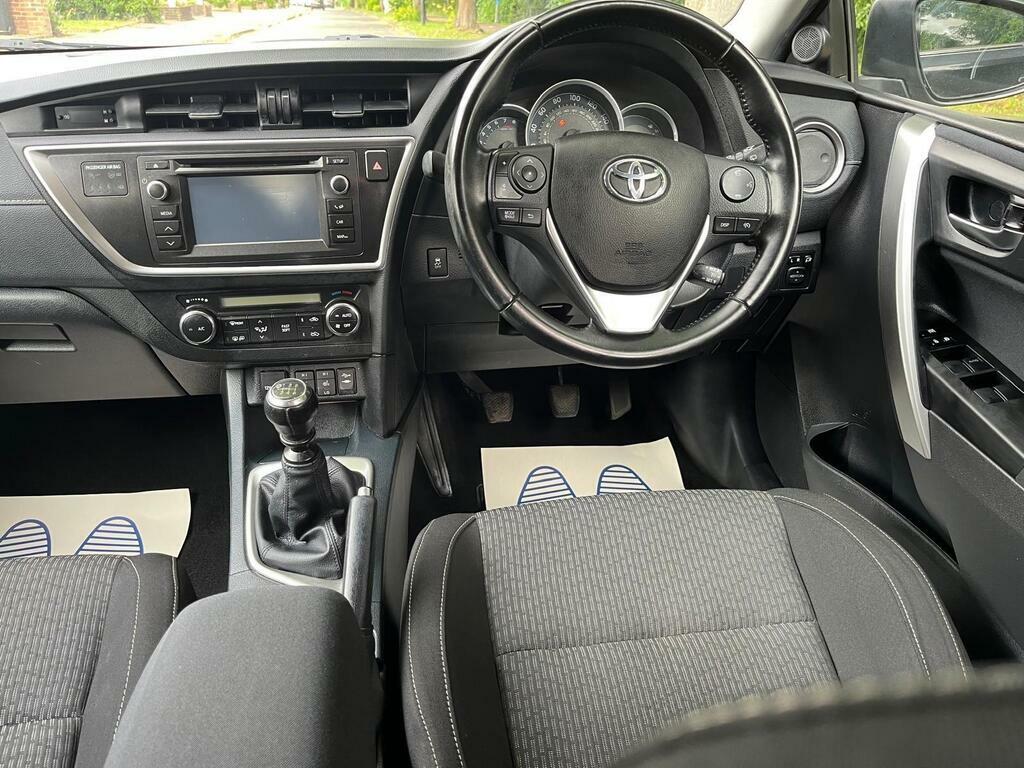 Toyota Auris 1.6 V-matic Icon Plus Euro 5 Blue #4