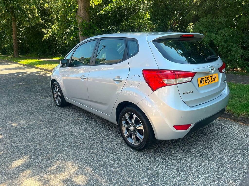 Hyundai Ix20 1.6 Se Euro 6 Silver #2
