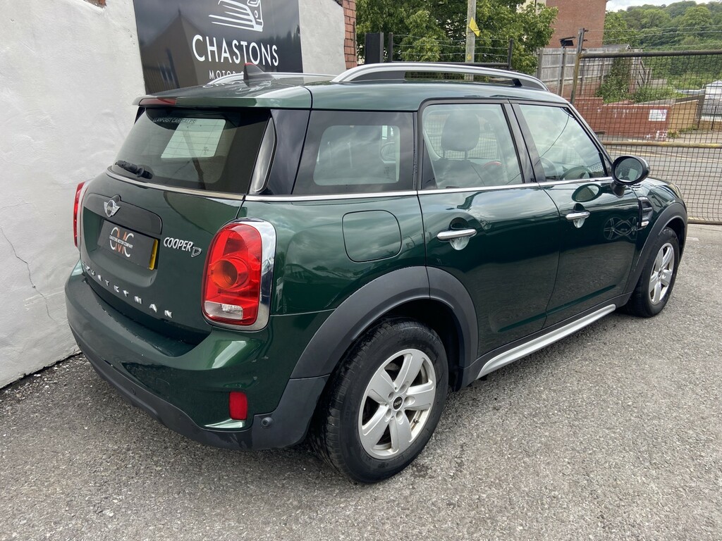 Mini Countryman Suv 2.0 Cooper D Countryman 2017 Green #3