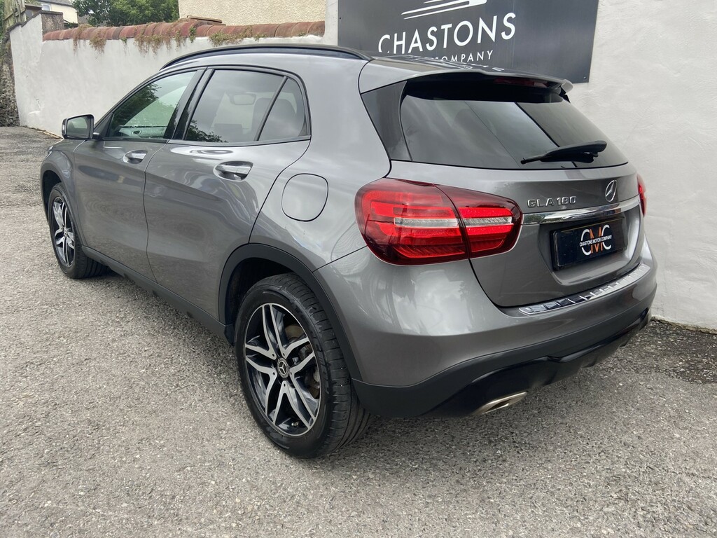 Mercedes-Benz GLA Class Suv 1.6 Gla180 Urban Edition 2019 WA19LLM Grey #4
