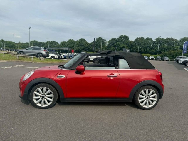 Mini Convertible 1.5 Cooper D Convertible Euro 6 Red #2
