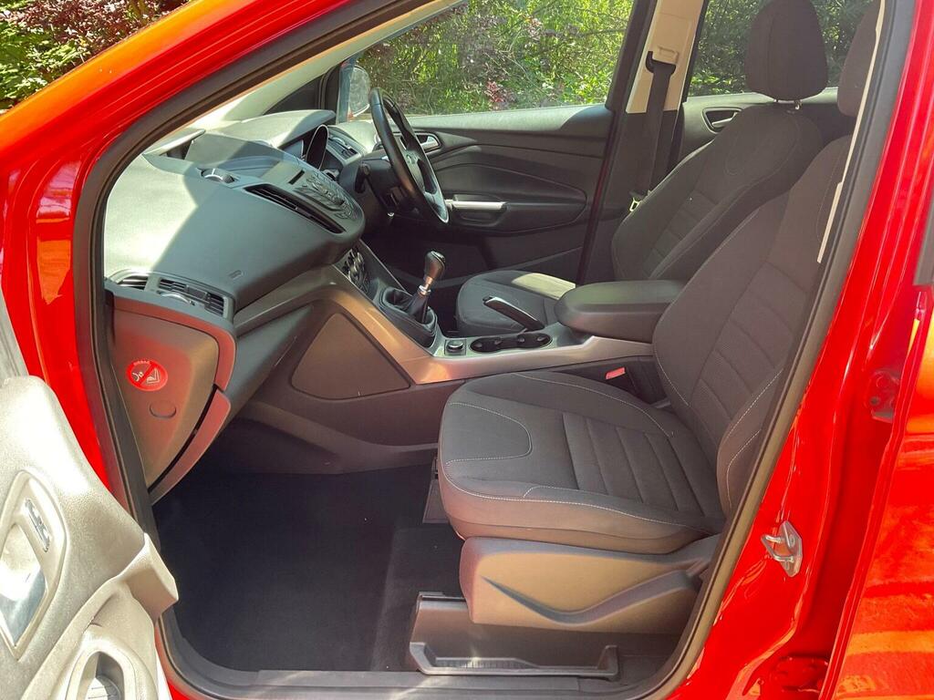 Ford Kuga 2.0 Tdci Zetec 2Wd White #20