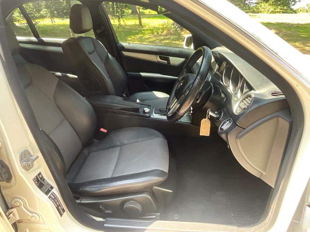 Mercedes-Benz C Class 2.1 C220 Cdi Blueefficiency Amg Sport 170 Bhp Black #23