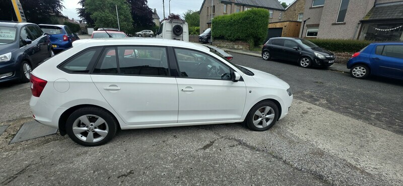 Skoda Rapid Spaceback Se Tdi Cr Dsg White #5