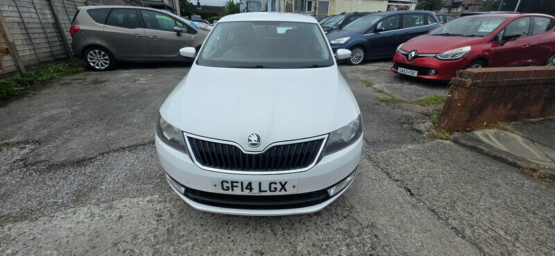 Skoda Rapid Spaceback Se Tdi Cr Dsg White #2