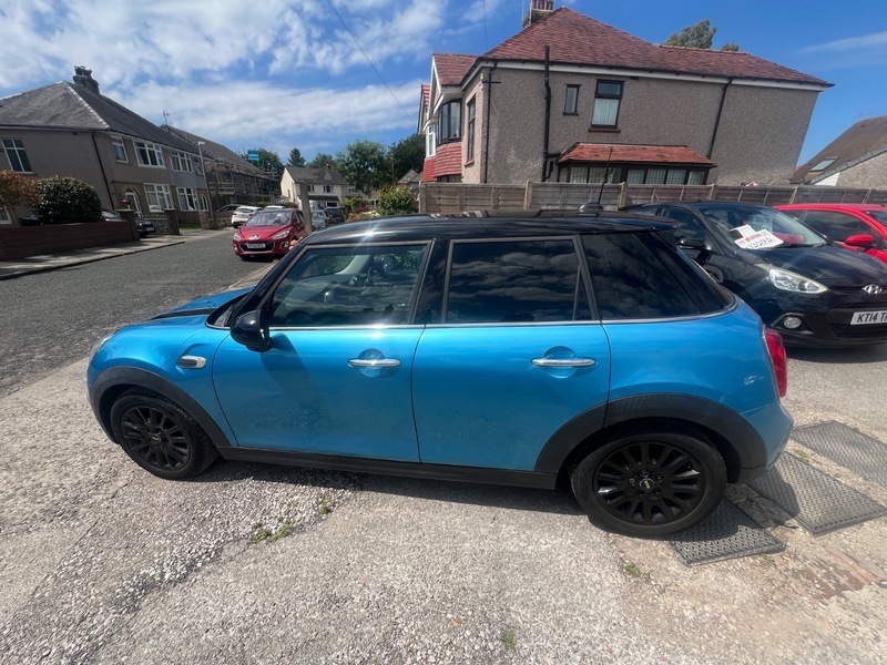 Mini Hatch D 20 A Year Blue #4
