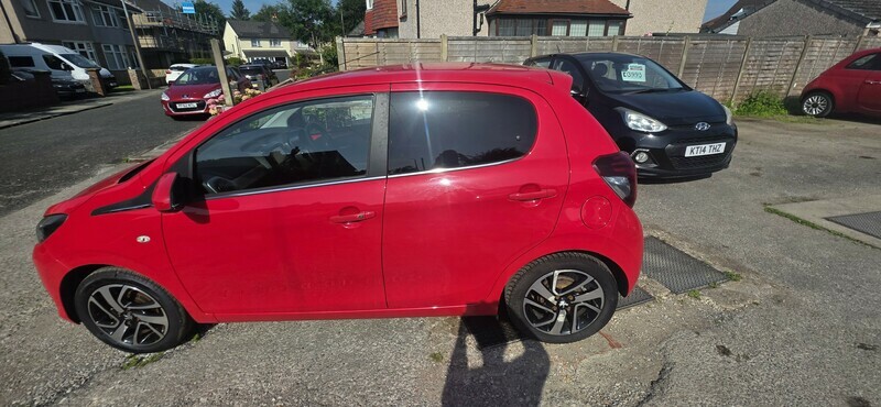 Peugeot 108 Allure 20 A Year Red #3