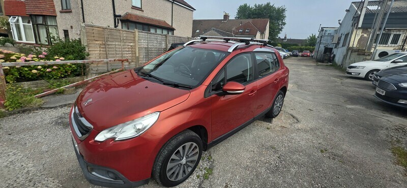 Peugeot e-2008 E-hdi Active 20 A Red