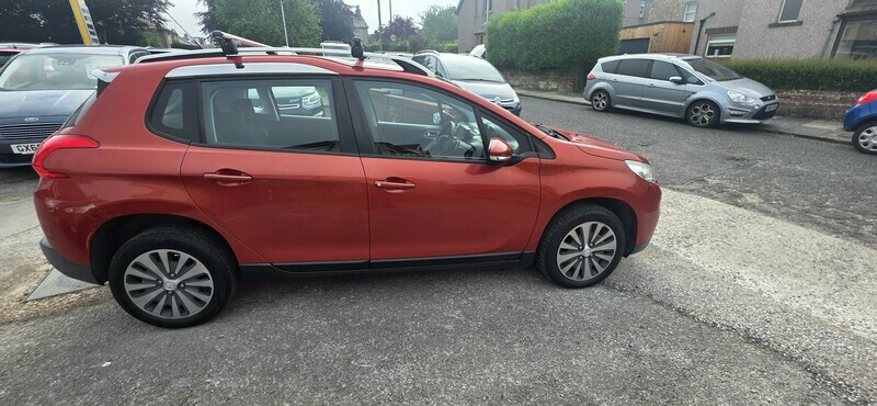 Peugeot e-2008 E-hdi Active 20 A Red #4