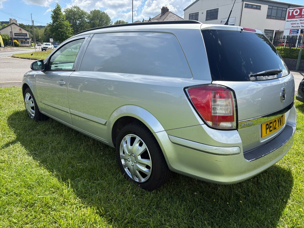 Vauxhall Astra Active Silver #4