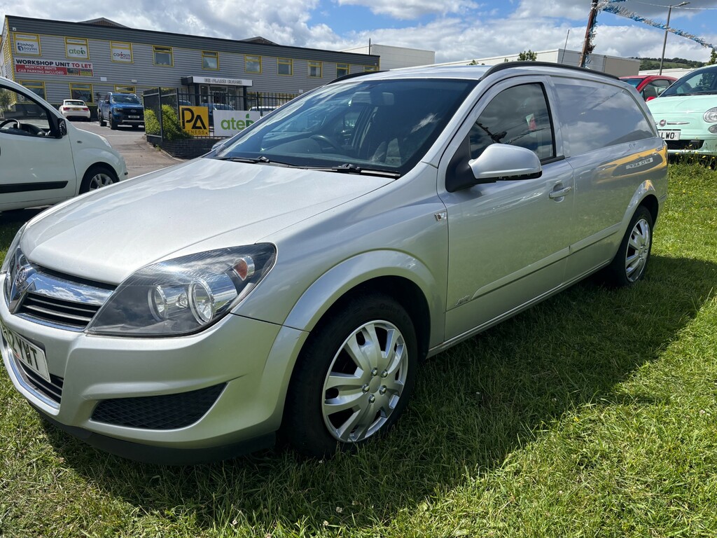 Vauxhall Astra Active Silver #3