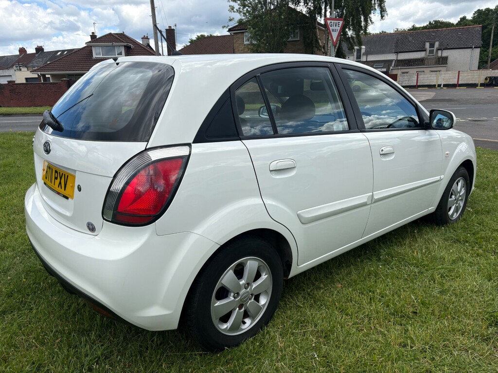 Kia RIO Domino  #6