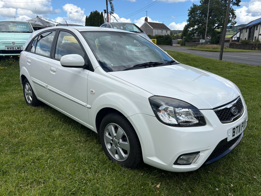 Kia RIO Domino 