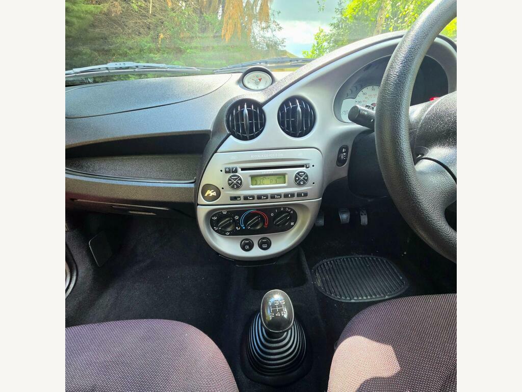 Ford KA 1.3I Style 70 Green #25