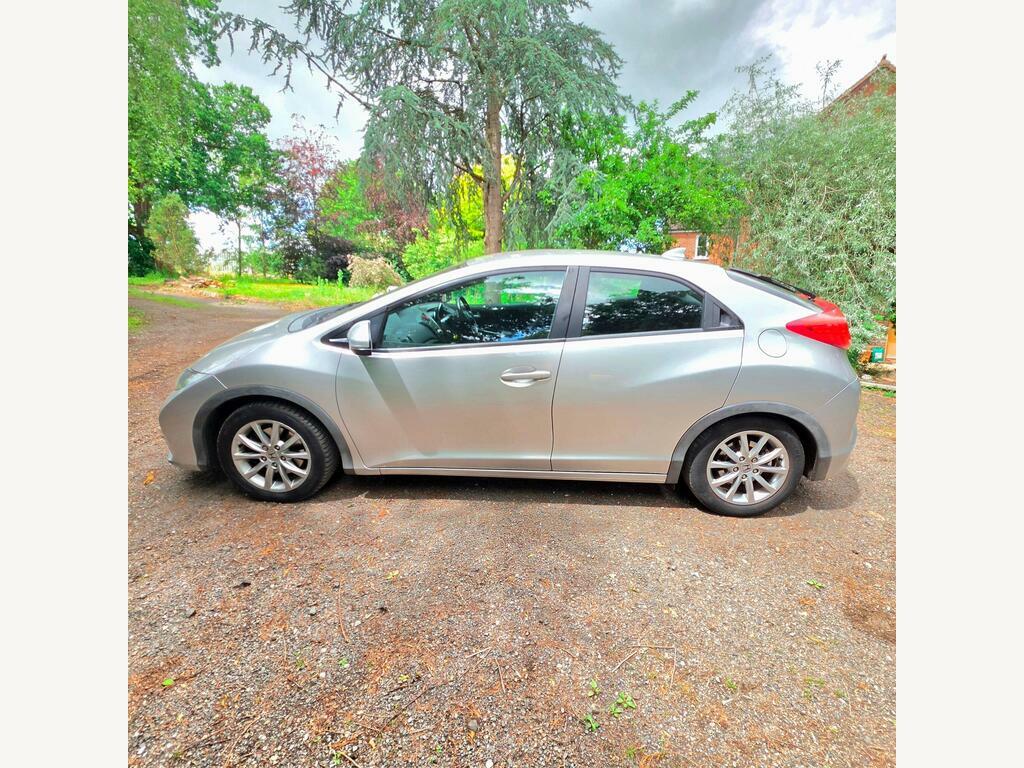 Honda Civic I-dtec Ex 5-Door Green #7