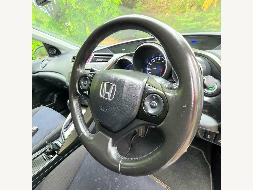 Honda Civic I-dtec Ex 5-Door Green #25