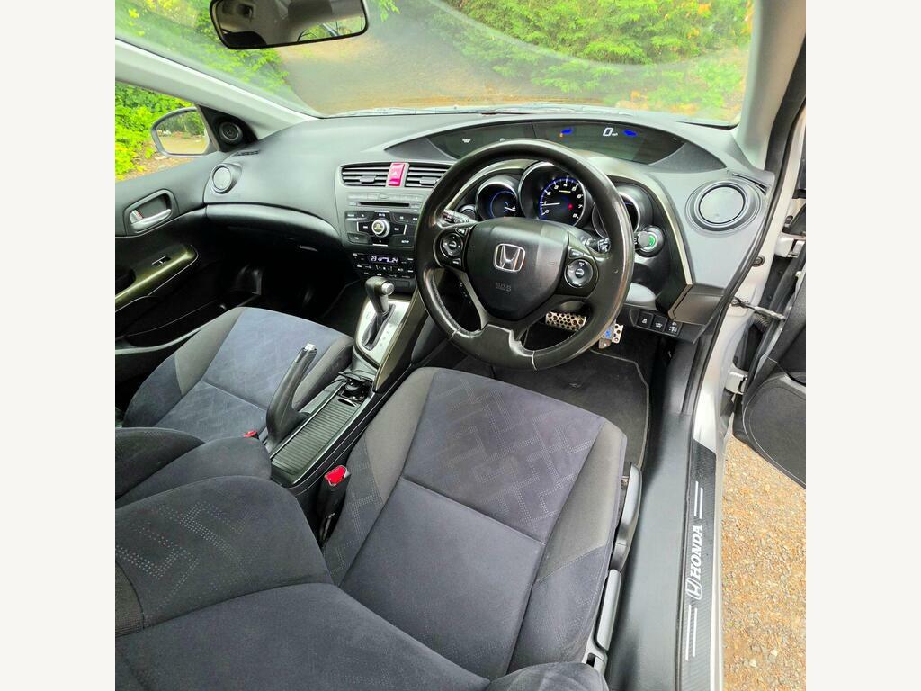 Honda Civic I-dtec Ex 5-Door Green #22