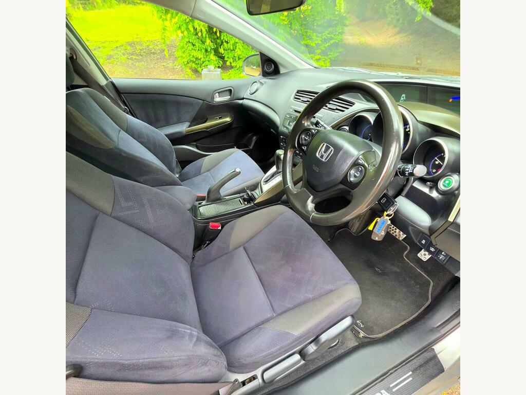 Honda Civic I-dtec Ex 5-Door Green #19