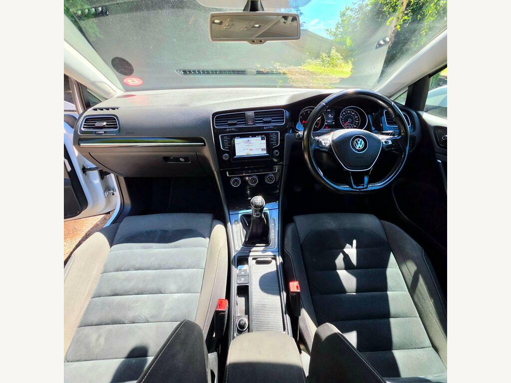 Volkswagen Golf 1.6 Tdi 105 Bluemotion Tech Se White #2