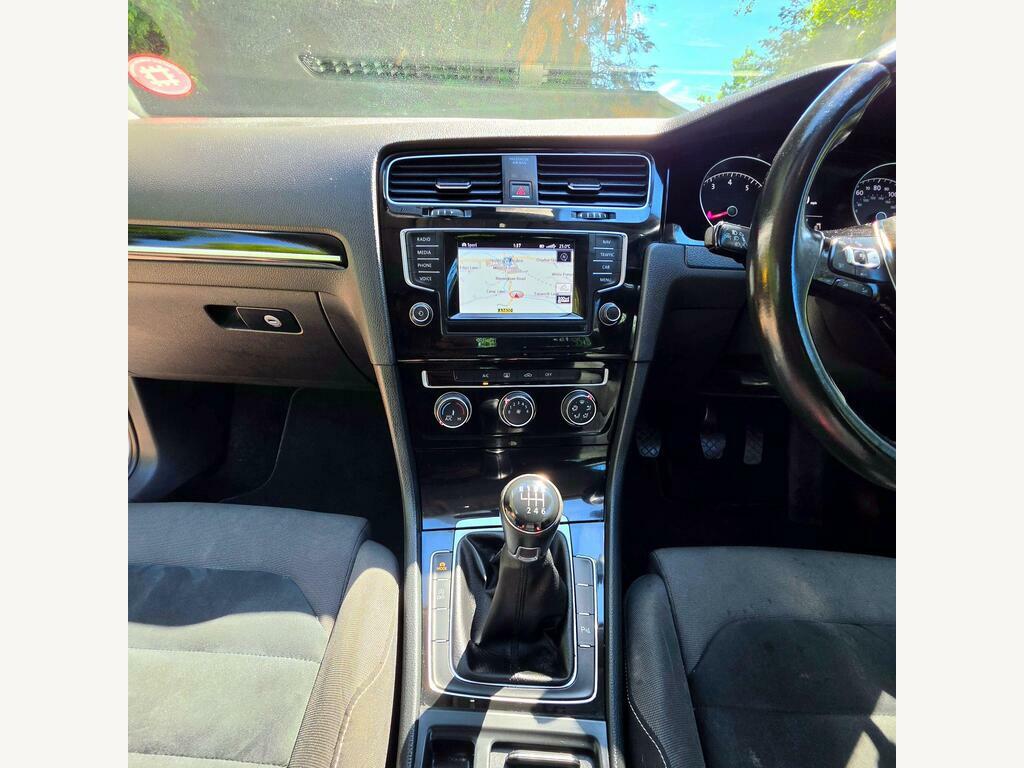 Volkswagen Golf 1.6 Tdi 105 Bluemotion Tech Se White #35