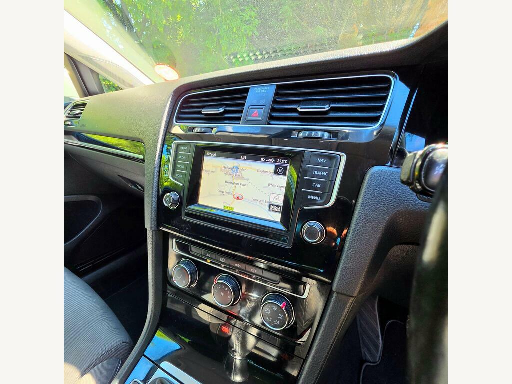 Volkswagen Golf 1.6 Tdi 105 Bluemotion Tech Se White #28