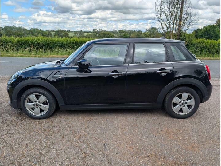 Mini Hatch 1.5 Cooper Classic Euro 6 Ss HV70LCY Black #4