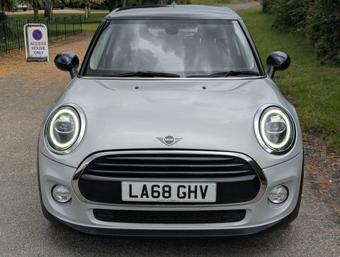 Mini Hatch 1.5 Cooper Classic LA68GHV Silver #2