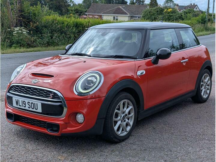 Mini Hatch 2.0 Cooper S Classic Steptronic Euro 6 Ss Orange #2
