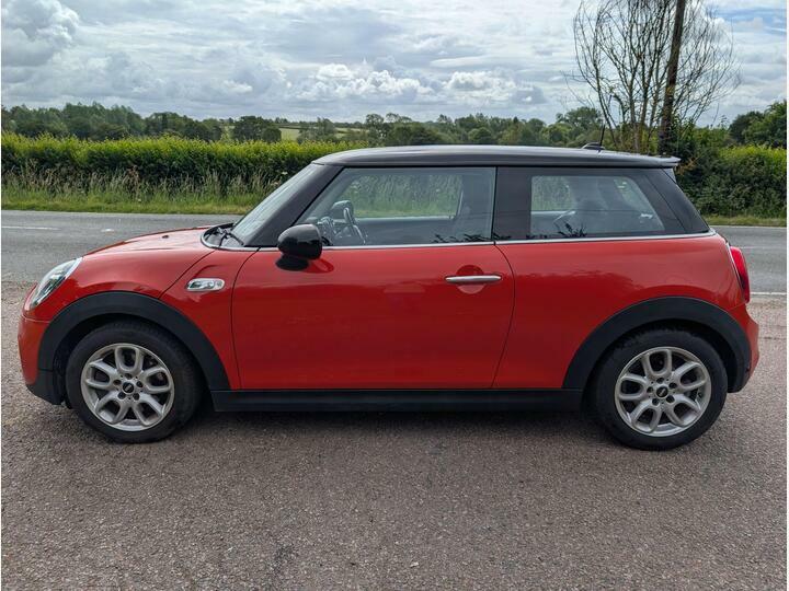 Mini Hatch 2.0 Cooper S Classic Steptronic Euro 6 Ss Orange #4
