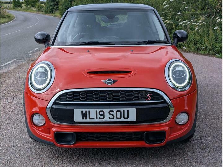 Mini Hatch 2.0 Cooper S Classic Steptronic Euro 6 Ss Orange