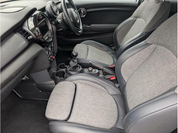 Mini Hatch Hatchback 1.5 One D Euro 6 Ss 201616 Black #21