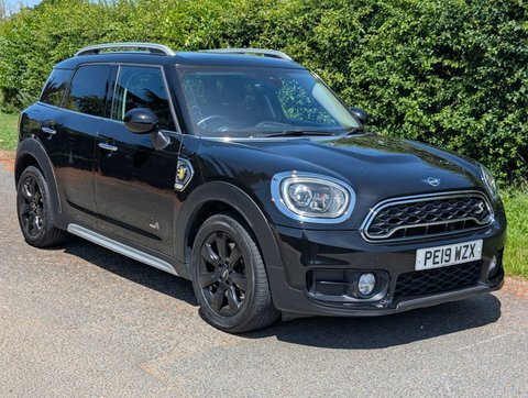 Mini Countryman 1.5 7.6Kwh Cooper Black