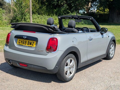 Mini Convertible 1.5 Cooper Exclusive II Orange #8