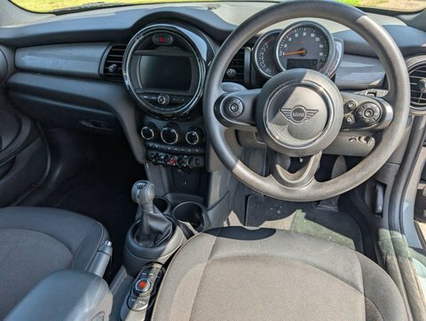 Mini Convertible 1.5 Cooper Exclusive II Orange #20