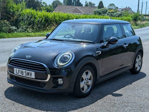 Mini Hatch 1.5 Cooper Steptronic Black #3