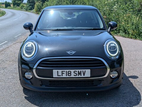Mini Hatch 1.5 Cooper Steptronic Black #2