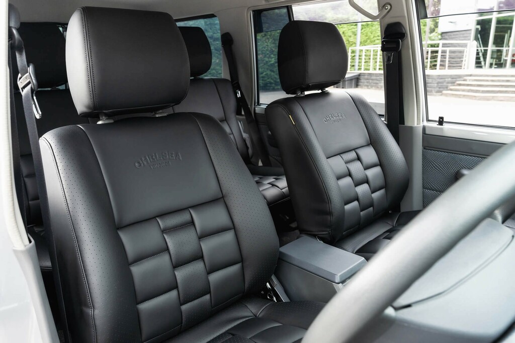 Toyota Land Cruiser 2.5 Td II Suv 85 Bhp Silver #2