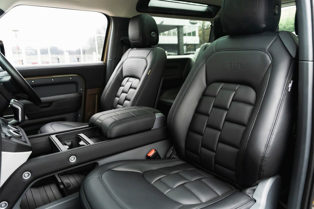 Land Rover Defender 90 2.0 P300 Se Suv 4Wd Euro 6 Ss Black #4